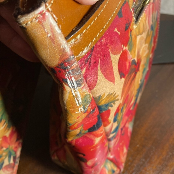 Patricia Nash Colorful Floral Tote and wristlet set - Picture 15 of 16